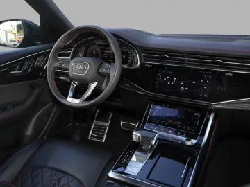 AUDI Q8 55 TFSI quattro competition plus