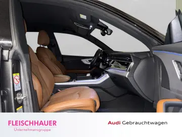 AUDI Q8 50 TDI quattro HD-MATRIX ACC RFK NAVI AHK LED