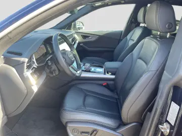 AUDI Q8 50 TDI tiptronic quattro Matrix AHK Pano 360