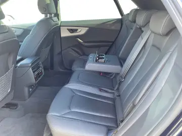 AUDI Q8 50 TDI tiptronic quattro Matrix AHK Pano 360