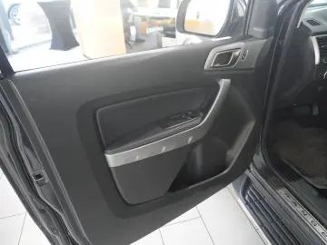 FORD Ranger 2.0D LIMITED 4X4 EXTRA