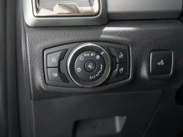 FORD Ranger 2.0D LIMITED 4X4 EXTRA