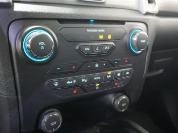 FORD Ranger 2.0D LIMITED 4X4 EXTRA