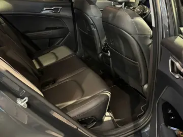 KIA Sportage 1.6 T PHEV