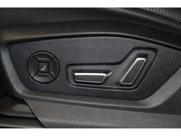 AUDI Q8 50 TDI quattro B&O Pano Standheizung