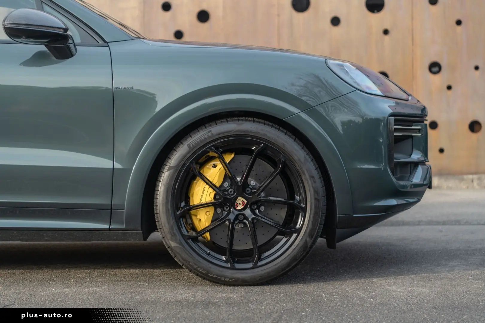 PORSCHE Cayenne Coupe Turbo E-Hybrid   PTS   GT PACKAGE