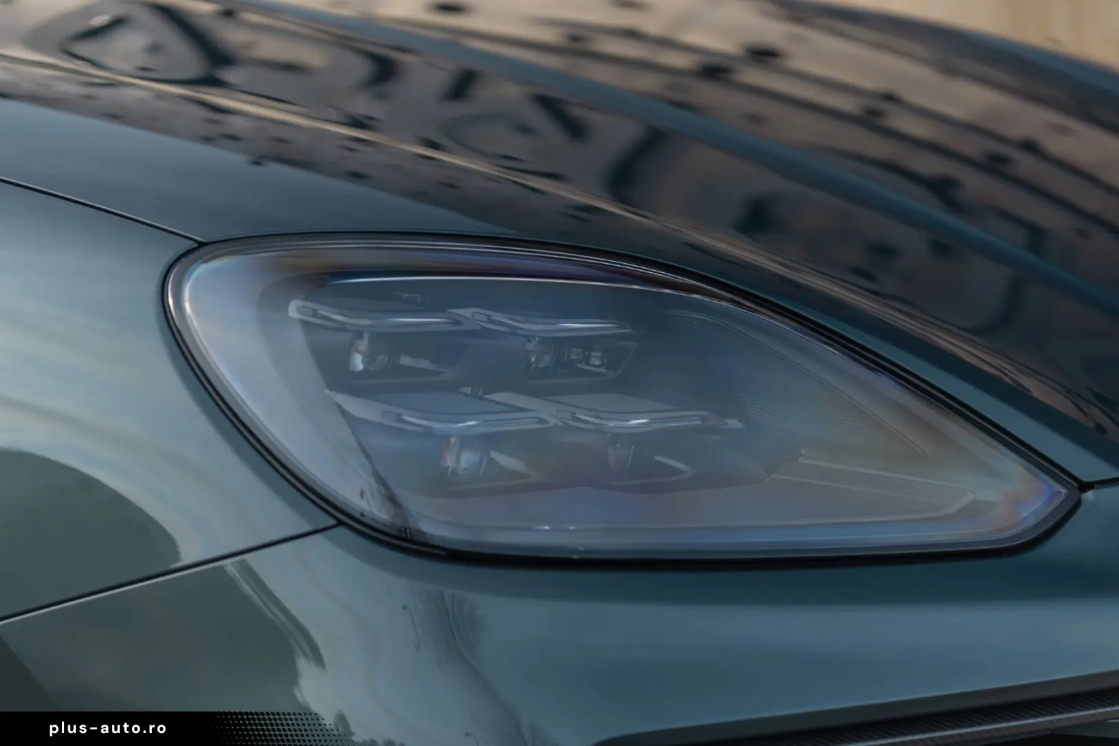 PORSCHE Cayenne Coupe Turbo E-Hybrid   PTS   GT PACKAGE