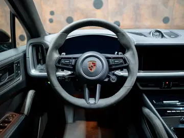 PORSCHE Cayenne Coupe Turbo E-Hybrid   PTS   GT PACKAGE