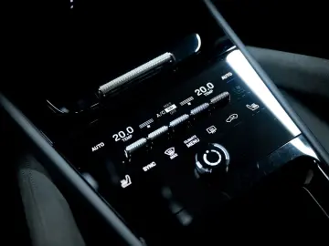 PORSCHE Cayenne Coupe Turbo E-Hybrid   PTS   GT PACKAGE