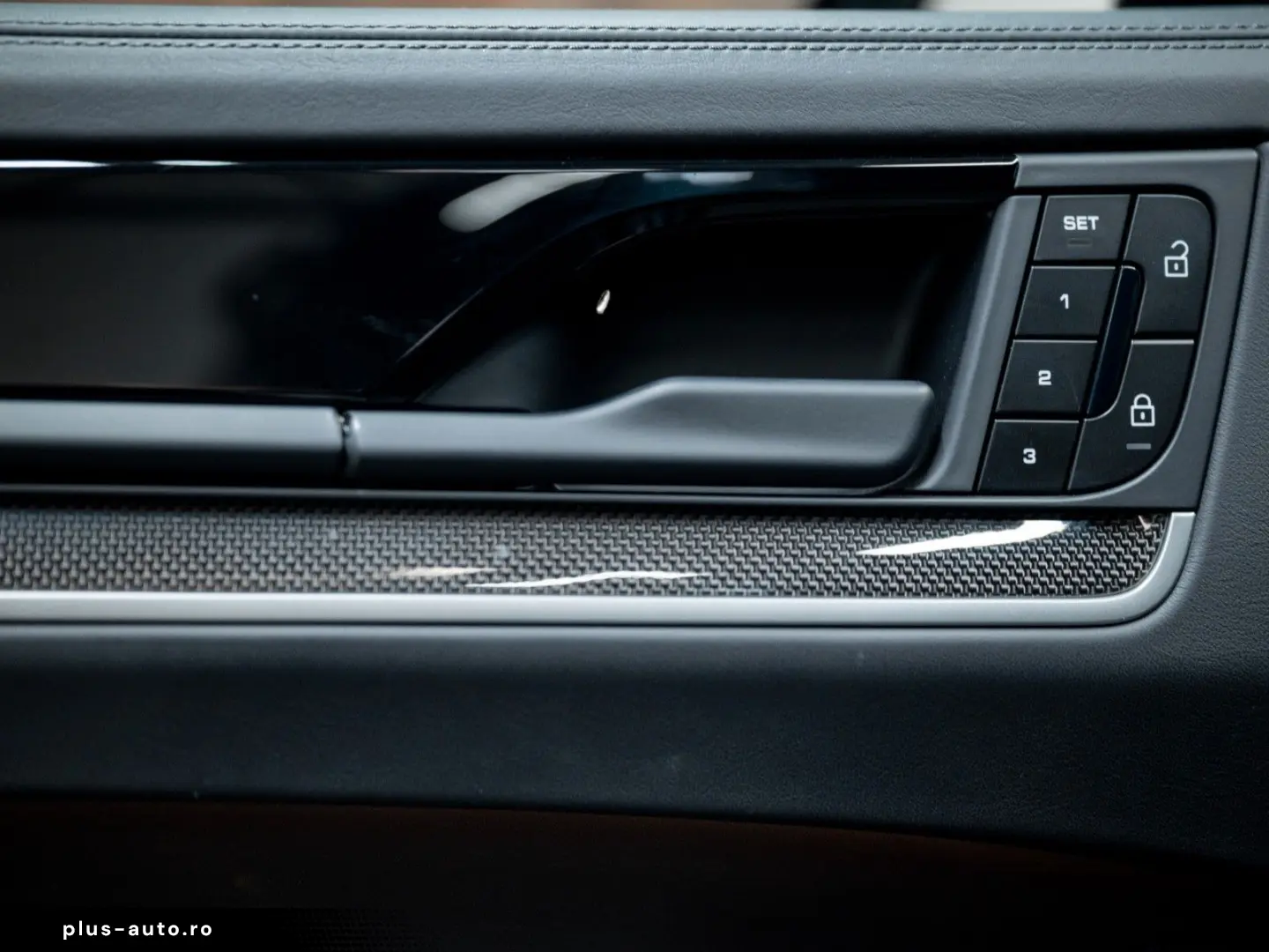 PORSCHE Cayenne Coupe Turbo E-Hybrid   PTS   GT PACKAGE