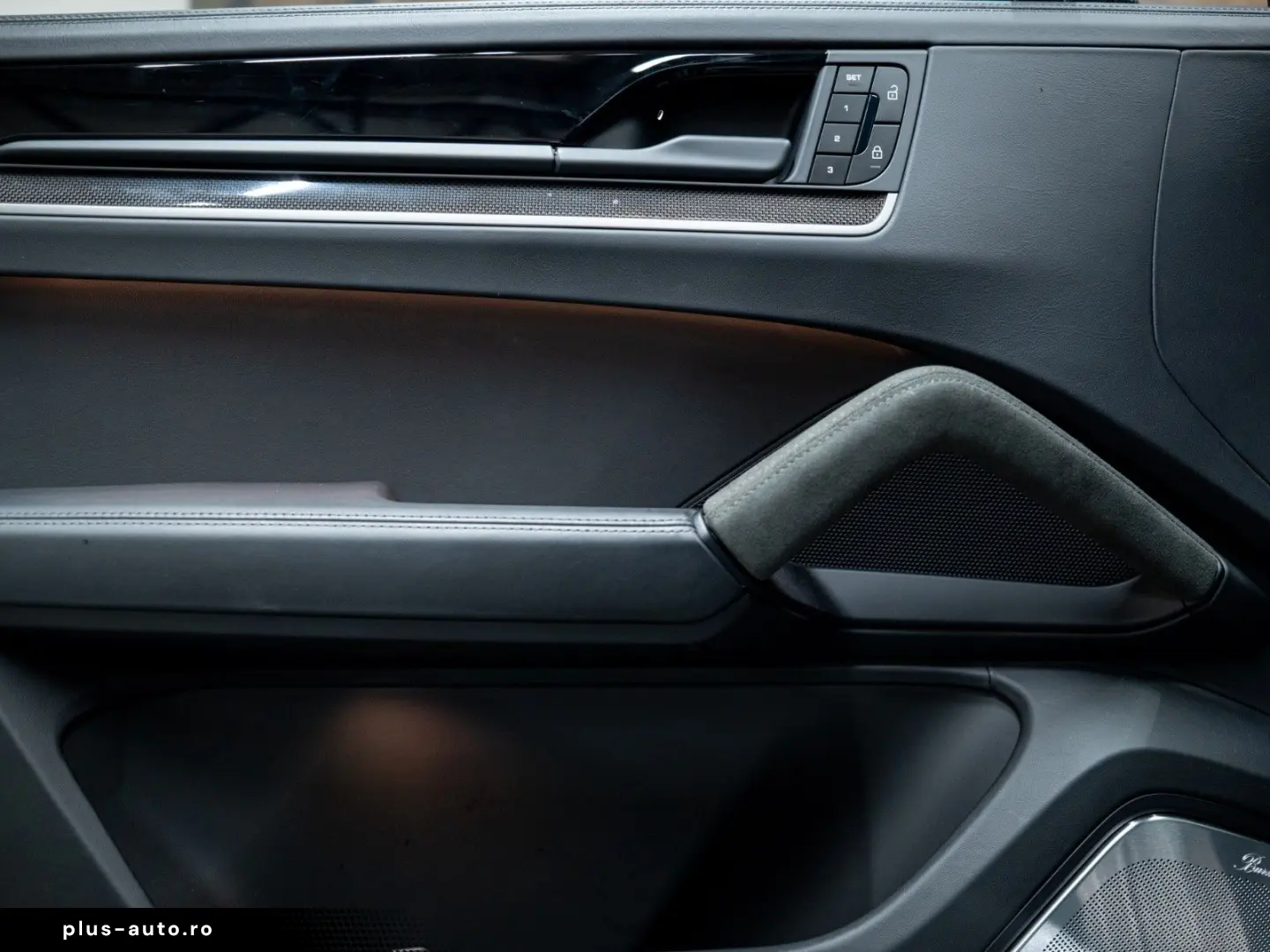 PORSCHE Cayenne Coupe Turbo E-Hybrid   PTS   GT PACKAGE