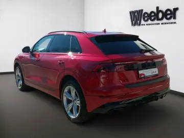 AUDI Q8 quattro  LEDER AHK B&O HUD BLACKSTYLE PANO