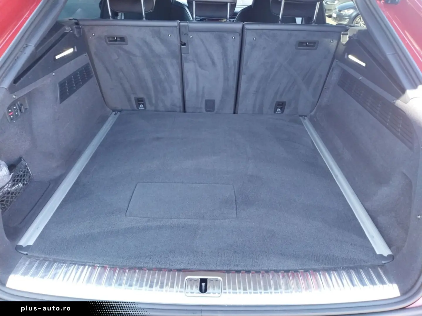 AUDI Q8 quattro  LEDER AHK B&O HUD BLACKSTYLE PANO