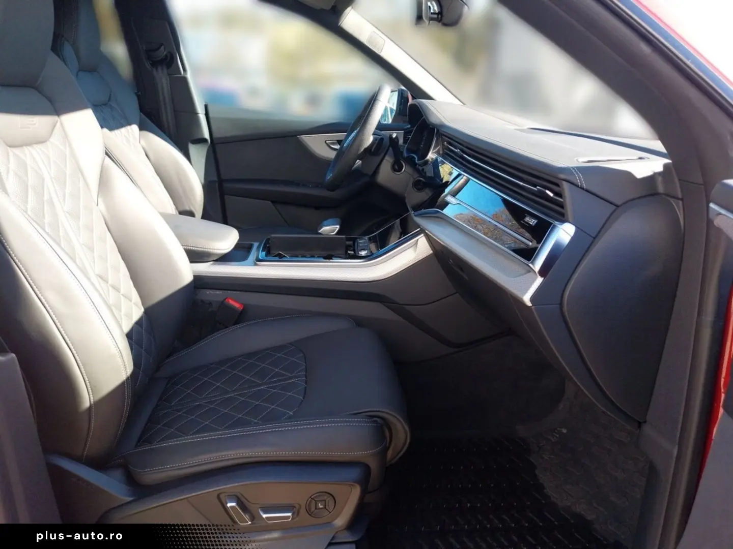 AUDI Q8 quattro  LEDER AHK B&O HUD BLACKSTYLE PANO