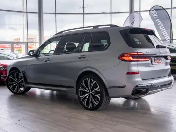 BMW X7 M xDrive M 60i Sportautomatic