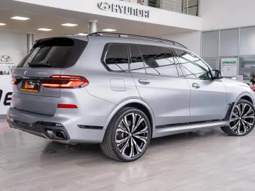 BMW X7 M xDrive M 60i Sportautomatic