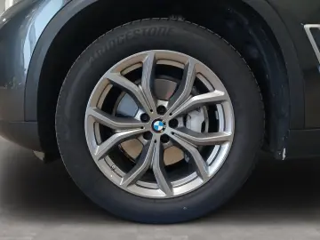 BMW X5 xDrive40i Standheizung Massage Harman K