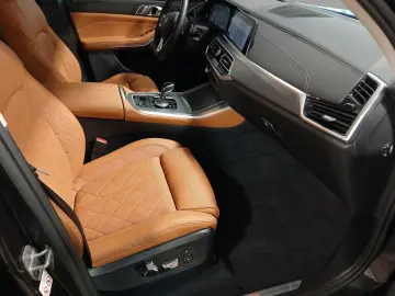 BMW X5 xDrive40i Standheizung Massage Harman K