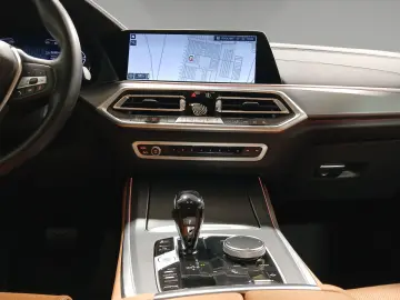 BMW X5 xDrive40i Standheizung Massage Harman K