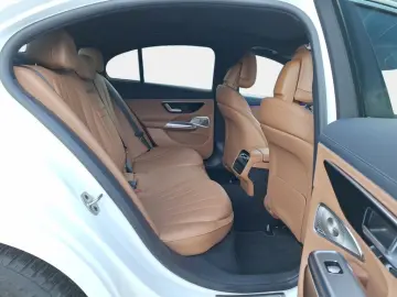 MERCEDES-BENZ E 200 4M Exclusive Premium 20'&ap&hellip;