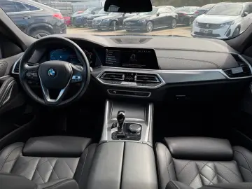 BMW X6 xDrive 40i ACC