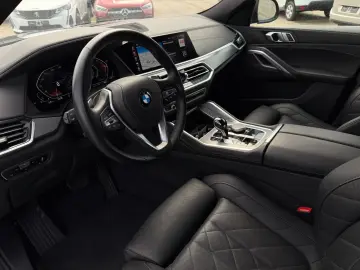 BMW X6 xDrive 40i ACC