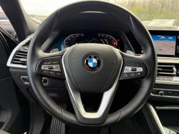 BMW X6 xDrive 40i ACC