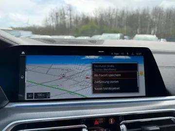 BMW X6 xDrive 40i ACC