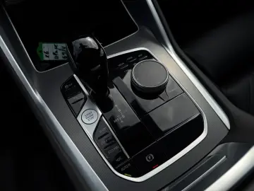 BMW X6 xDrive 40i ACC