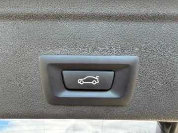 BMW X6 xDrive 40i ACC