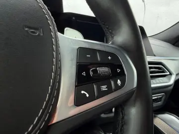 BMW X6 40i M Sport ACC R22