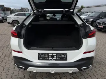 BMW X6 40i M Sport ACC R22