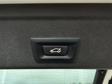 BMW X6 40i M Sport ACC R22