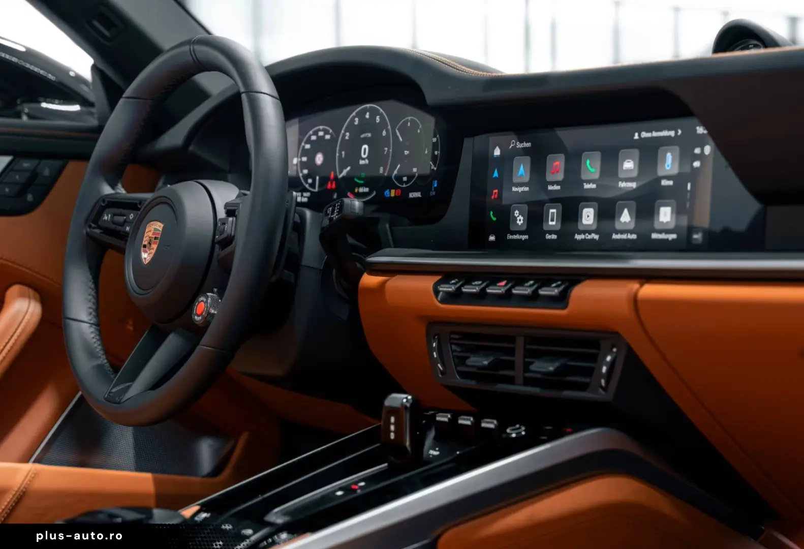 Porsche 992 911 Carrera GTS Cabrio Burmester