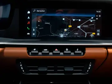 Porsche 992 911 Carrera GTS Cabrio Burmester