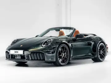 Porsche 992 911 Carrera GTS Cabrio Burmester