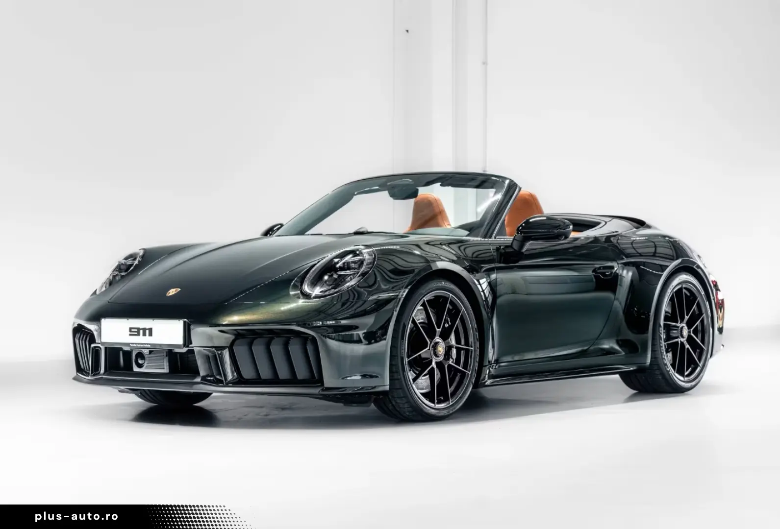 Porsche 992 911 Carrera GTS Cabrio Burmester