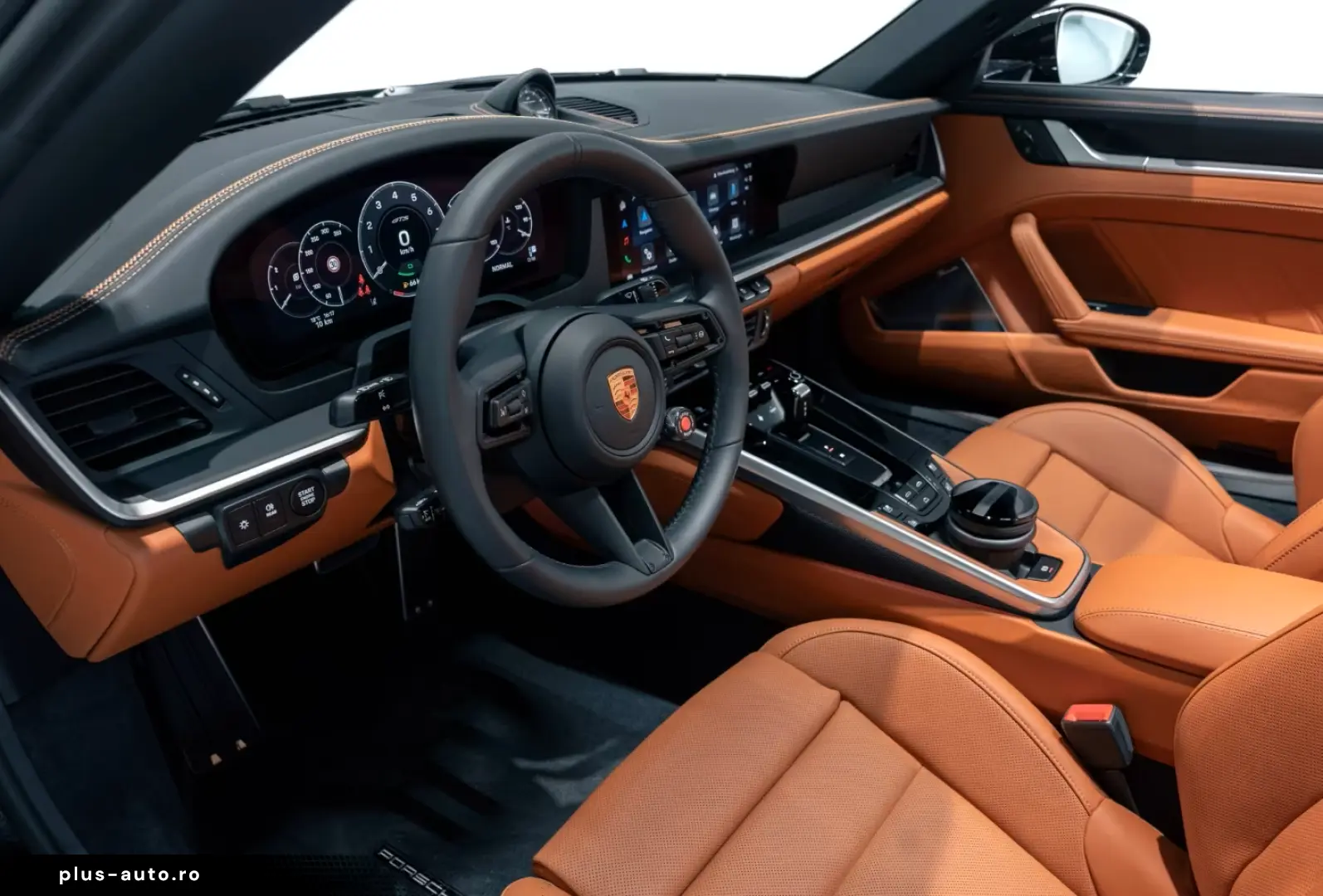 Porsche 992 911 Carrera GTS Cabrio Burmester