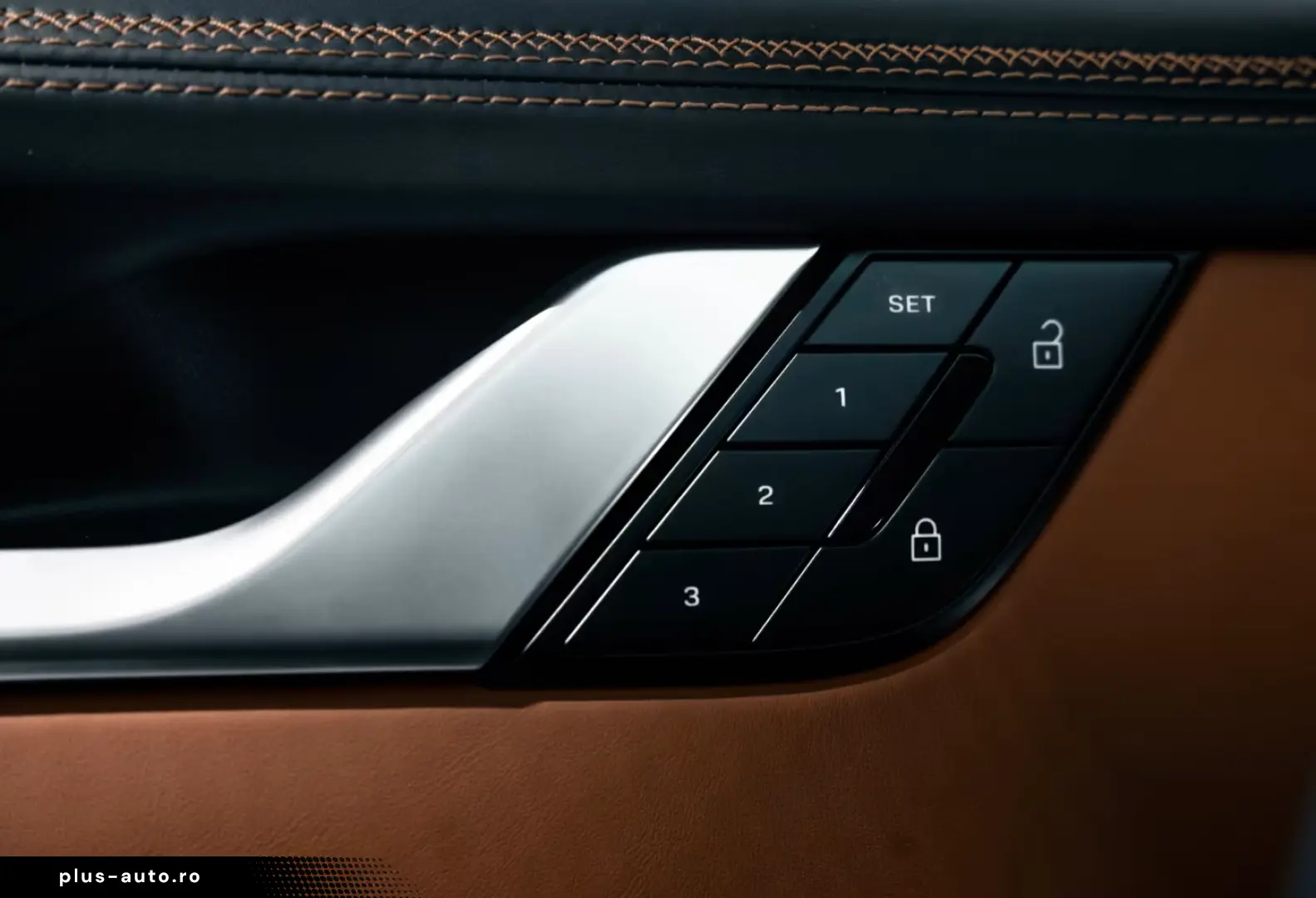 Porsche 992 911 Carrera GTS Cabrio Burmester