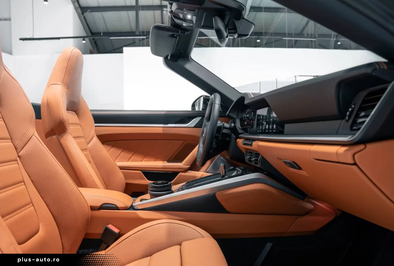 Porsche 992 911 Carrera GTS Cabrio Burmester