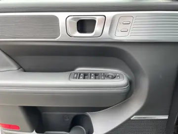 HYUNDAI Santa Fe HEV 1.6 T-GDI 4WD