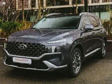 Hyundai Santfe Plug-in Hybrid Luxury