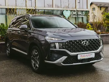 Hyundai Santfe Plug-in Hybrid Luxury