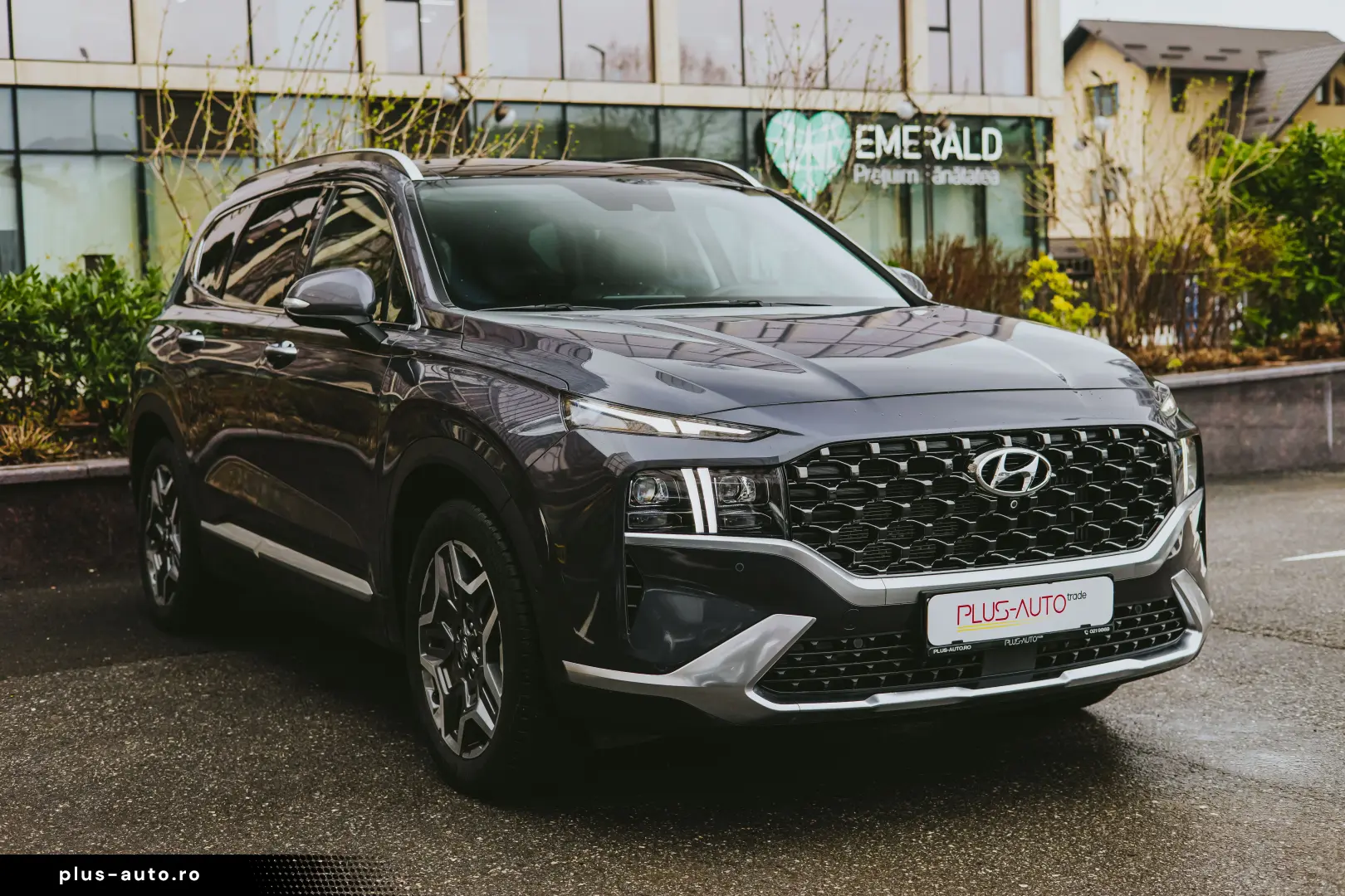 Hyundai Santfe Plug-in Hybrid Luxury