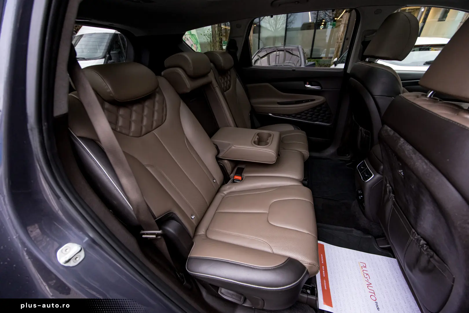 Hyundai Santfe Plug-in Hybrid Luxury