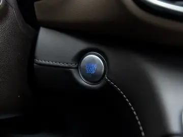 Hyundai Santfe Plug-in Hybrid Luxury