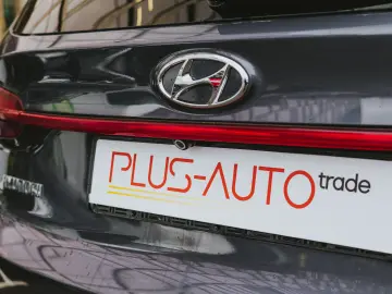 Hyundai Santfe Plug-in Hybrid Luxury