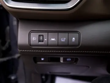 Hyundai Santfe Plug-in Hybrid Luxury