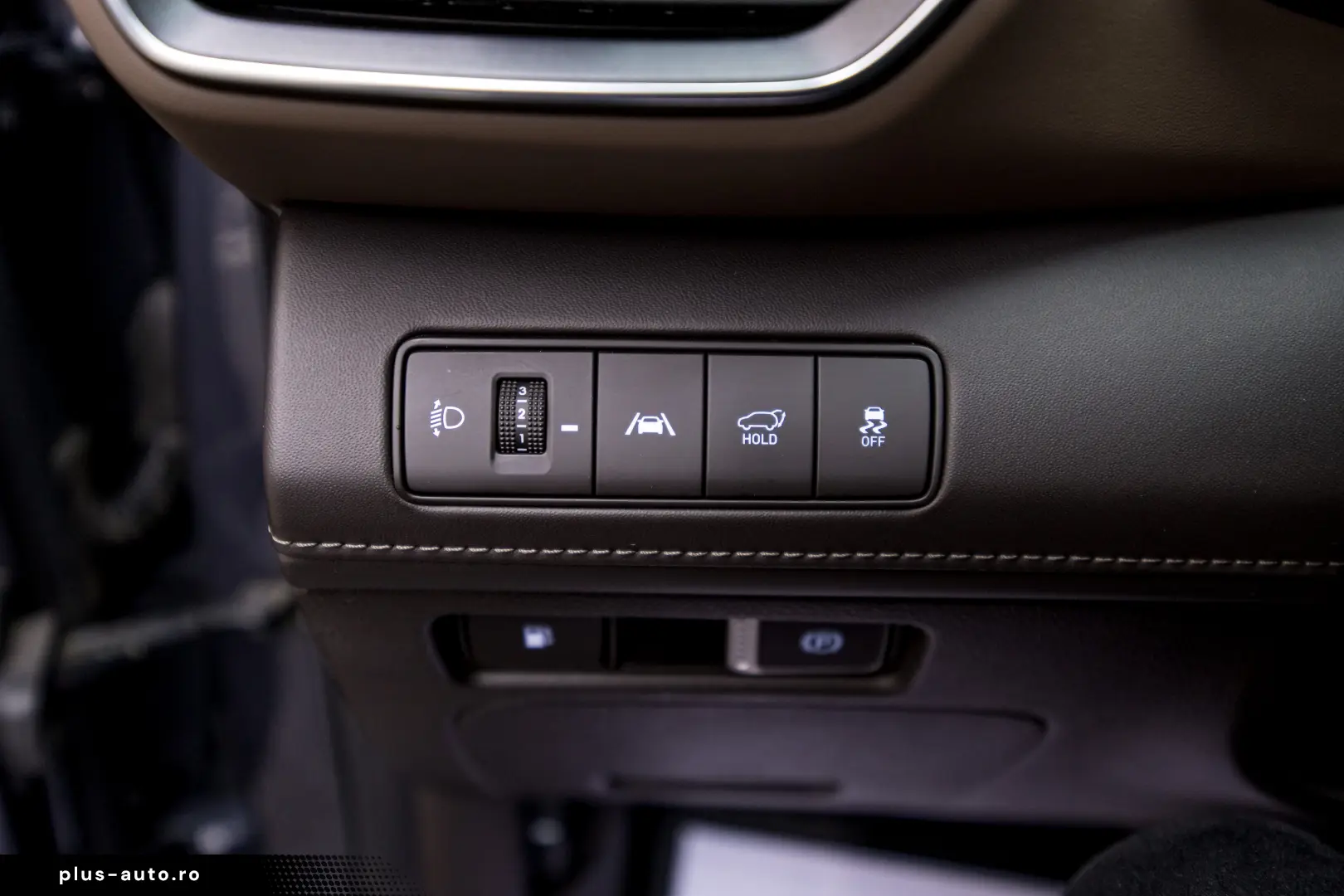 Hyundai Santfe Plug-in Hybrid Luxury