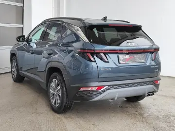 HYUNDAI TUCSON 1.6 T-GDI Trend LED Navi RFK ACC SHZ